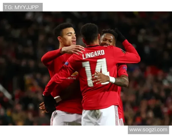 德甲激战曼联大胜里昂红牌争议引发全场热议与数据分析