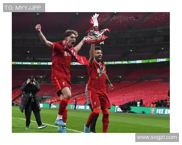 意甲激战：利物浦狂胜拜仁五球大捷补时进球引发全场狂欢