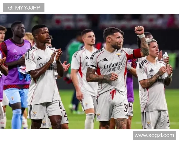 西甲激战:本菲卡与热刺战成平局神扑瞬间成比赛转折点 西甲激战:本菲卡与热刺战成平局神扑瞬间成比赛转折点