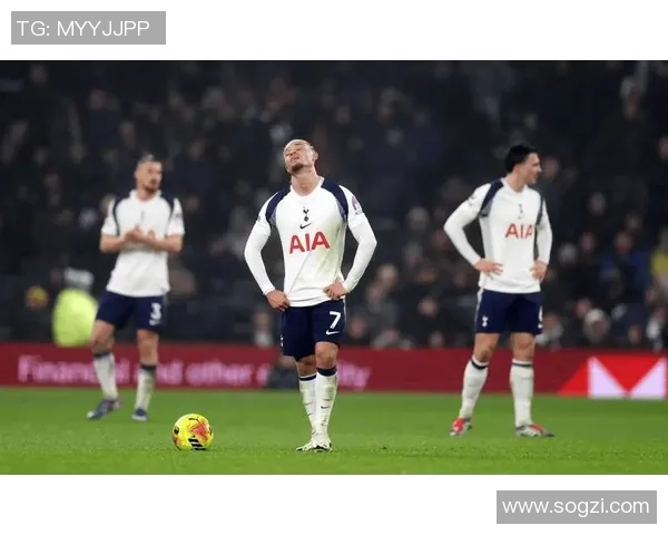 英超激战波尔图小胜热刺帽子戏法引发争议判罚全场沸腾 英超激战波尔图小胜热刺帽子戏法引发争议判罚全场沸腾