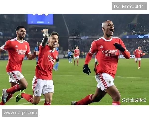 德甲激战波尔图大胜皇马帽子戏法引发全场狂欢战术解析揭秘