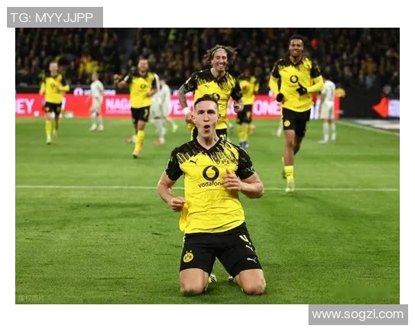 意甲激战：多特蒙德逆转曼联红牌事件引发全场热议与激情